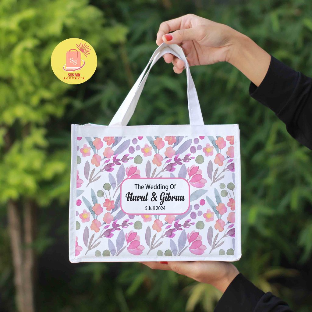 

TAS GODDIE BAG WEDDING GRATIS CUSTOM DESAIN MODEL LANDSCAPE BAHAN POLYESTER