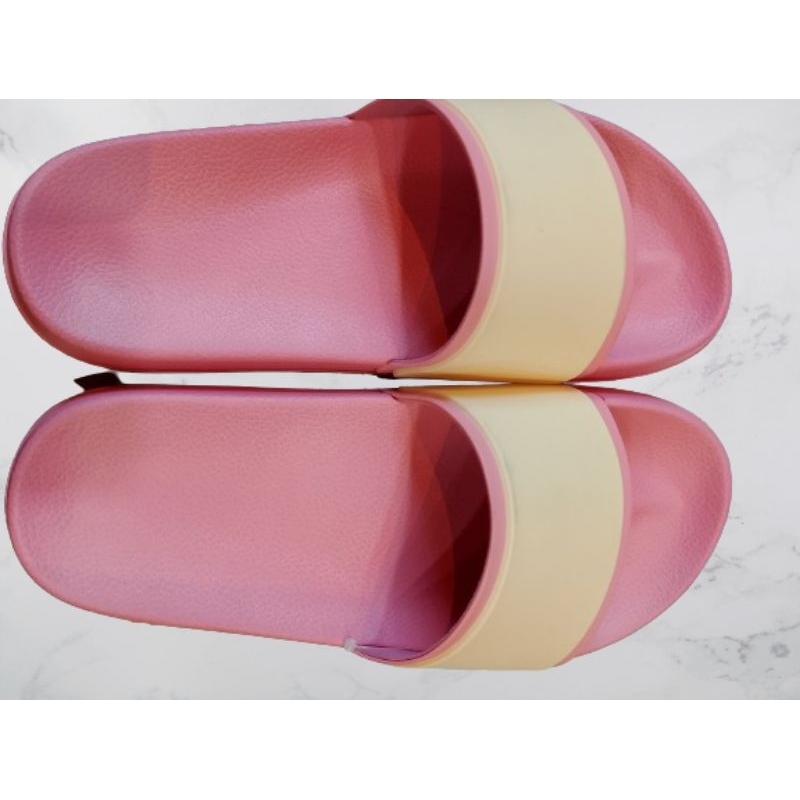 FIPPER SLIP ON CANDY
