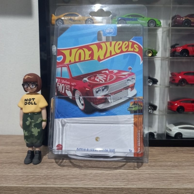 Custom Card Datsun Bluebird Wagon (510) Pink Super Treasure Hunt Hot Wheels