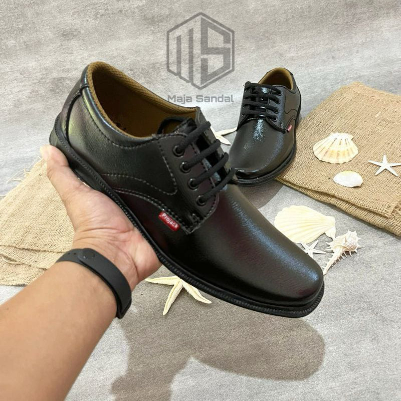 SEPATU PANTOFEL/SEPATU KERJA/SEPATU KANTOR PRIA KULIT FORMAL TALI TERBARU