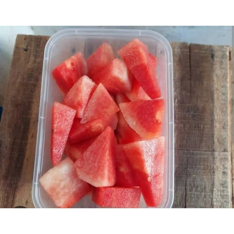 

SEMANGKA SEGAR MANIS BUAH POTONG PACKING THIN WALL 650ML