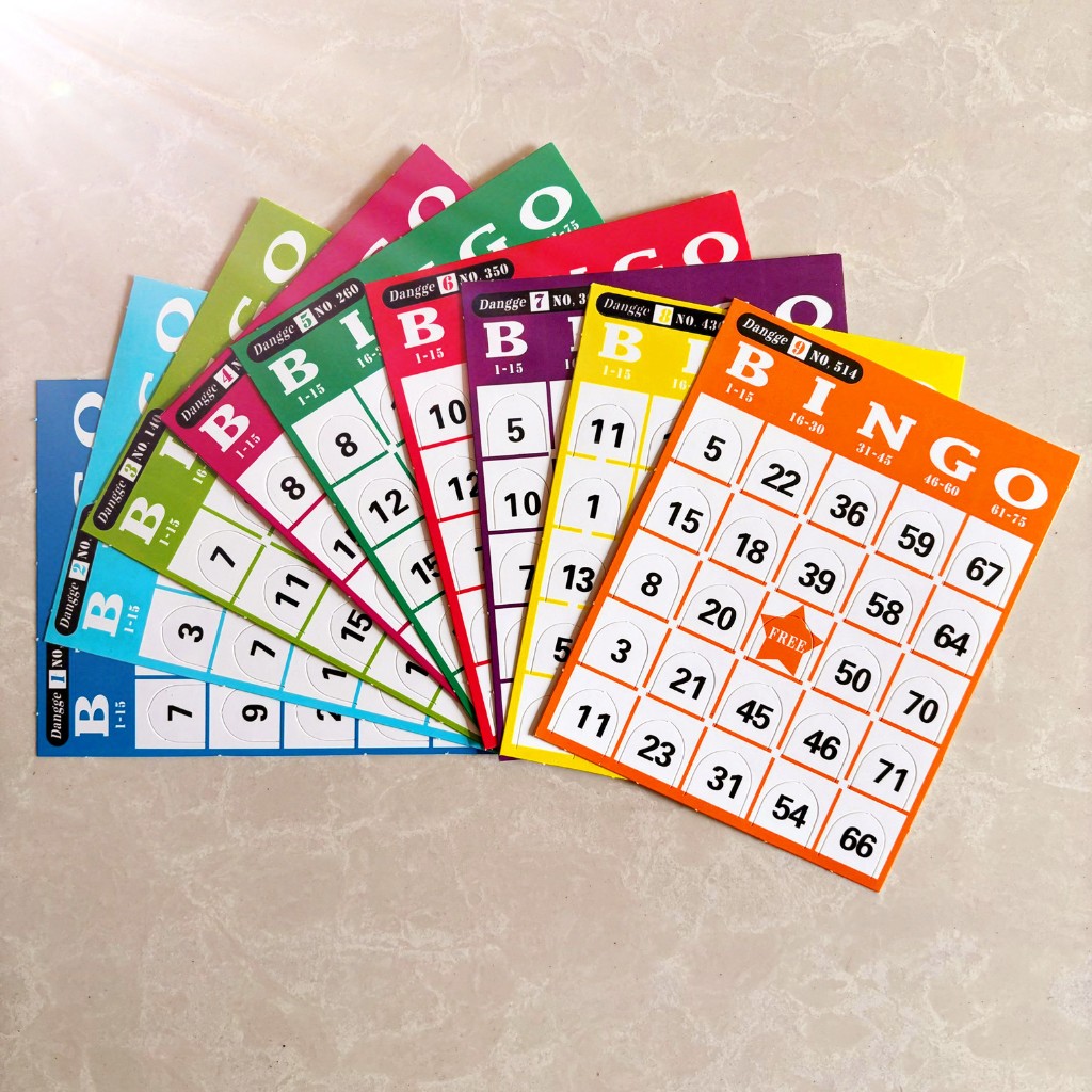60 Buah/Kotak Kartu Mainan Bingo Set Bingo Board 9 Warna Bingo Card / Kartu Bingo 60 Pcs