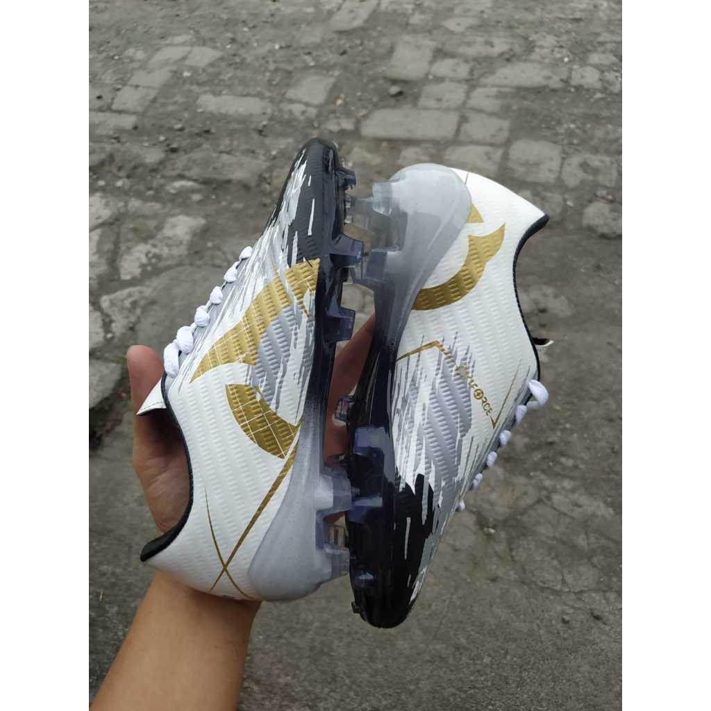 catalist sepatu sepak bola anak kecil terbaru free kaos kaki