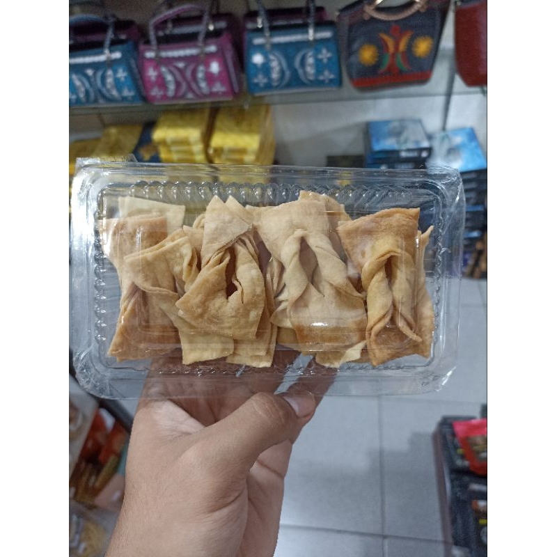 

Kue pita cemilan khas Aceh / kue kering oleh oleh khas Aceh