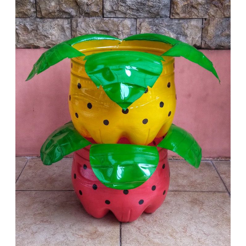 Kerajinan pot dari galon le minerale