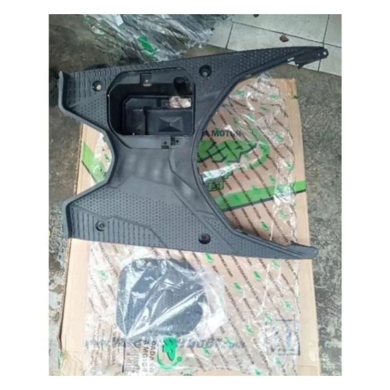 Pijakan kaki & Tutup aki Beat Eco Beat street 2016-2019