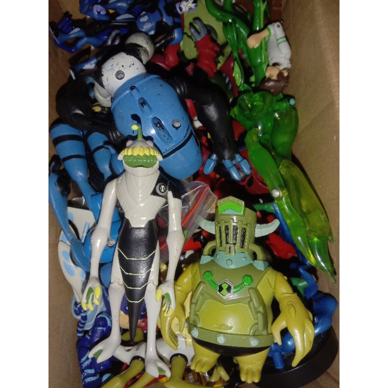 Figure ben 10 collection toys original  CN.BANDAI