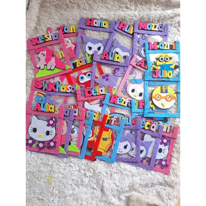 

sampul tabungan mika flanel/sampul tabungan karakter/sampul tabungan nama