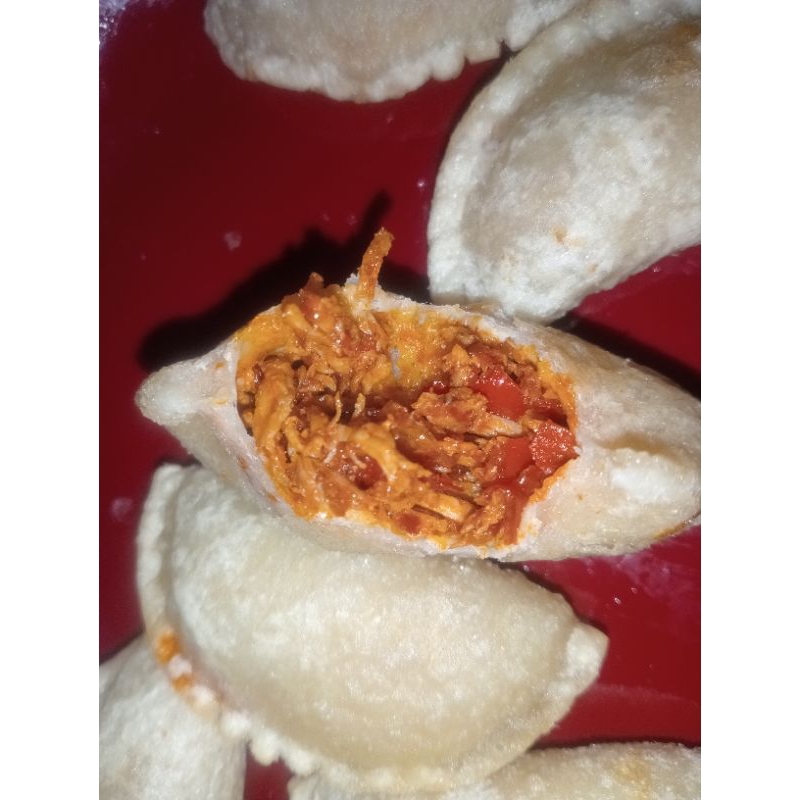 

Cireng unyil isi ayam suir