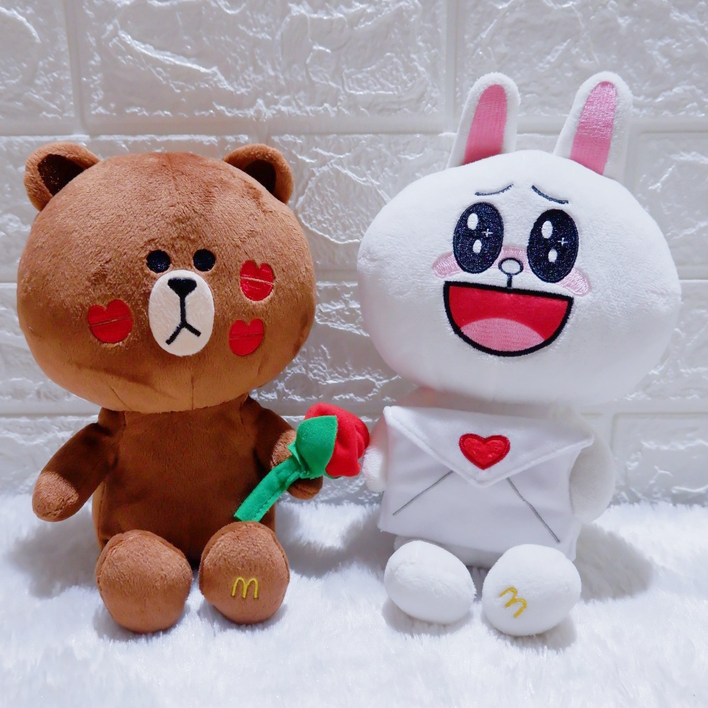 Boneka Couple Line Amplop Cony dan Brown Pasangan Kado Pacar