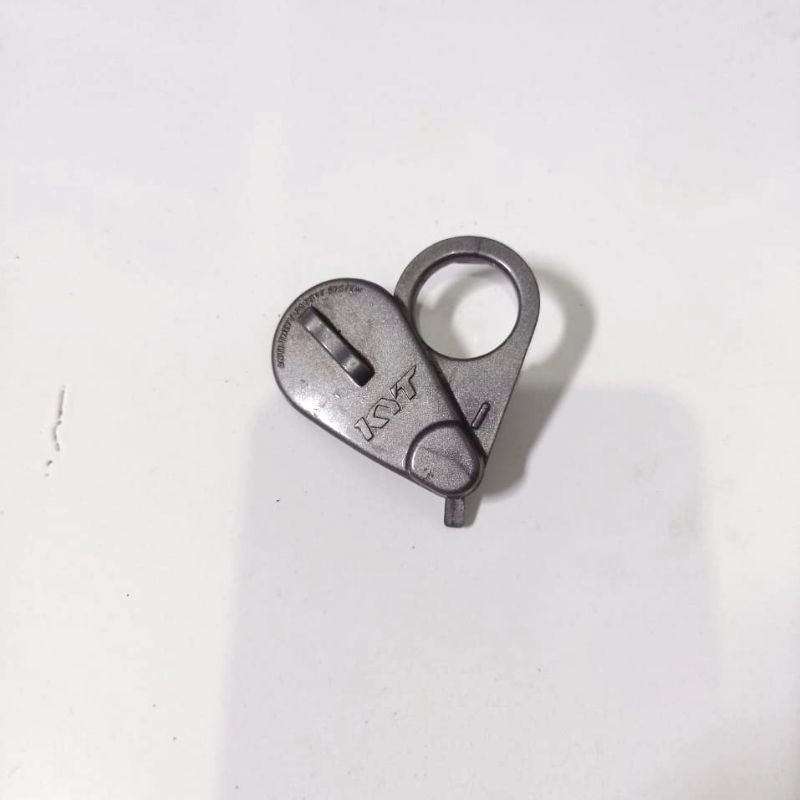 Anti Theft Pengaman Helm KYT Scorpio King Bekas ORI Copotan