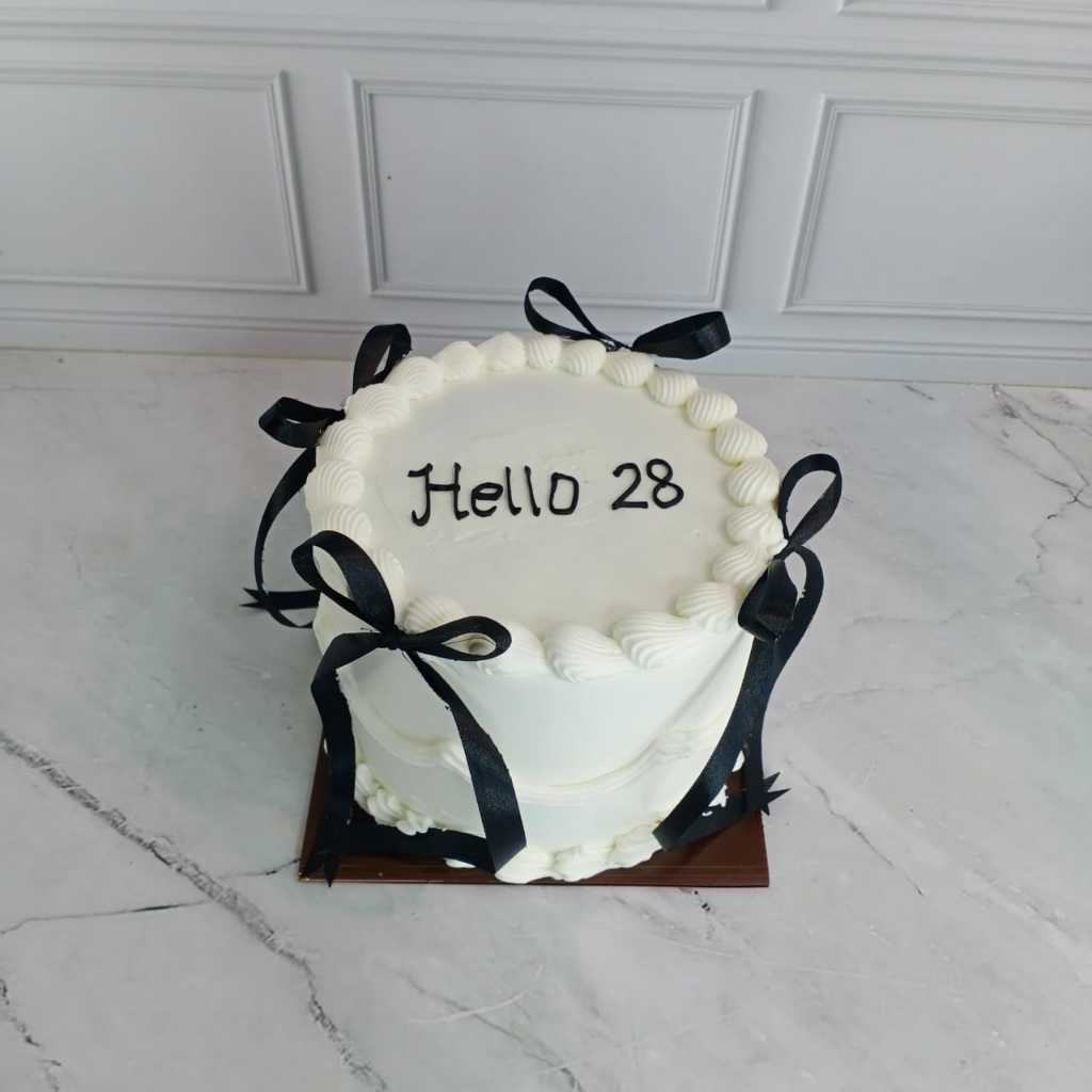 

Kue Ulang tahun/Birthday Cake/Kue Ultah Costum/Kue Ultah Simpel/Ribbon cake