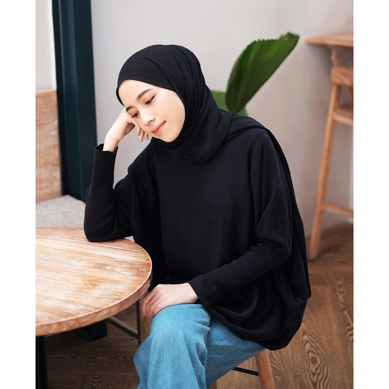 IK BATWING SWEATER BY GONEGANI