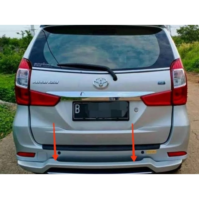 Tanduk Pengaman Bemper Belakang Grand Avanza 2016-2018 Original Toyota