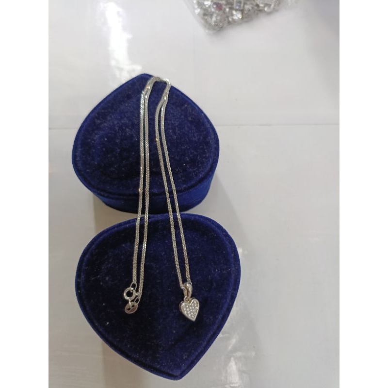 kalung figaro + liontin love full mata