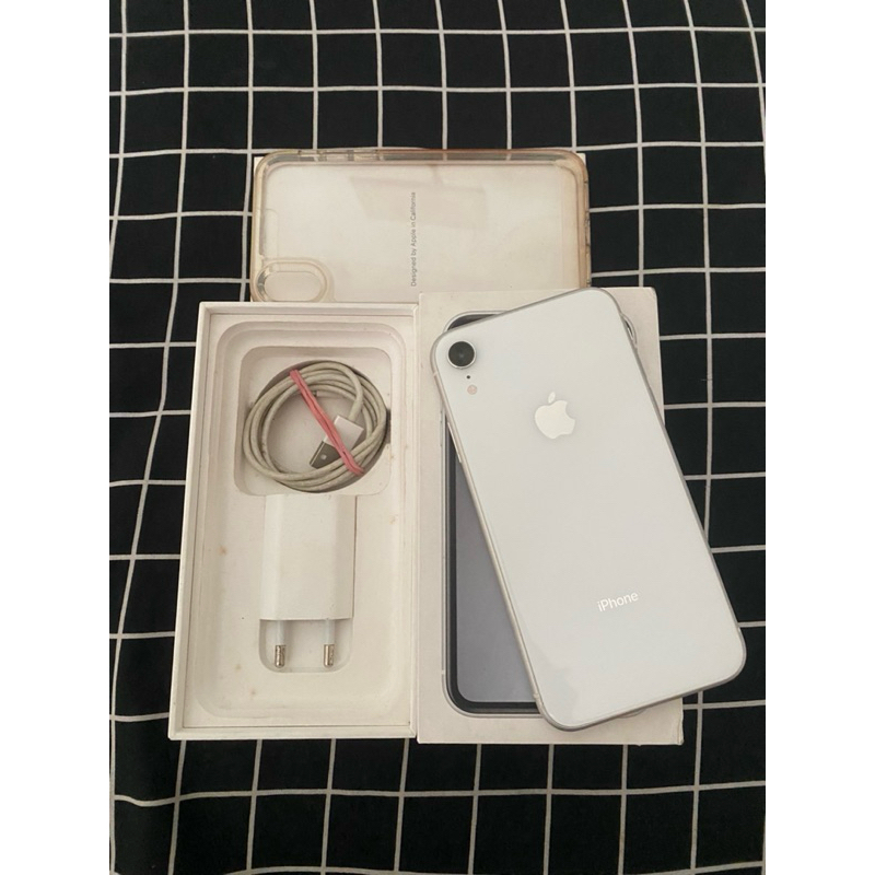 iPhone XR 256Gb ex iBox