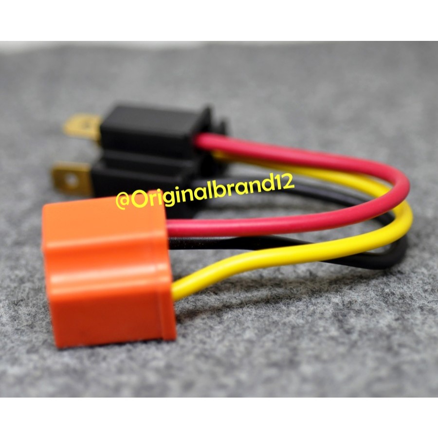 PNP Soket Socket Adaptor Converter Lampu H4 Female ke H4 Male