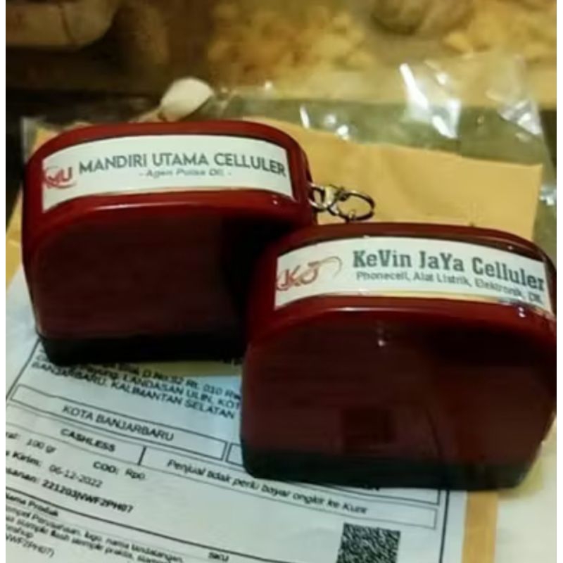 

Stempel Flash Otomatis Ukuran 4,3 x 1,3 cm, Stempel Nama, Stempel Nomor HP, Stempel Perusahaan