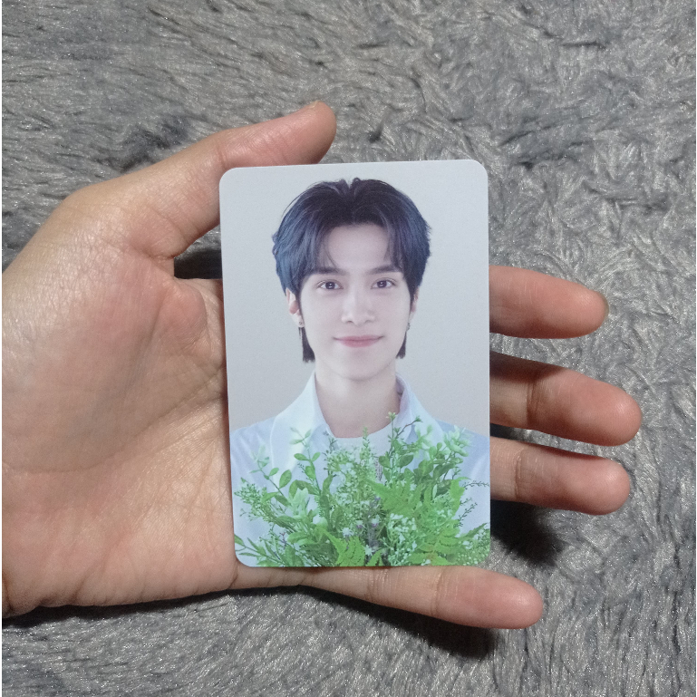 PHOTOCARD HENDERY KONSEP NCT ZONE WHITE ROYAL VER OFFICIAL PC AHENG NCTZONE