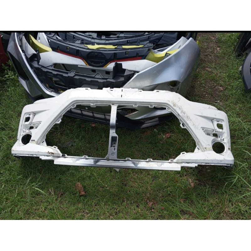 bemper depan Toyota raize original
