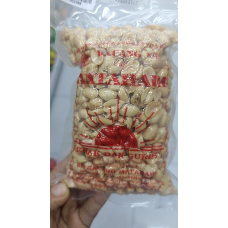 

Kacang goreng merk matahari oleh-oleh khas bali 250gr