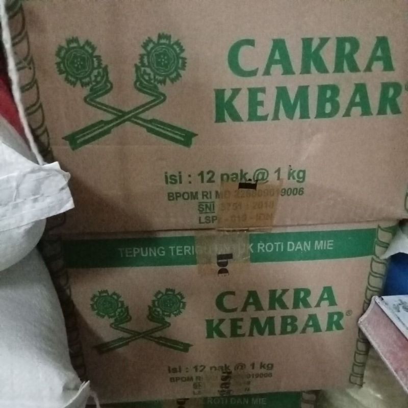 

Cakra Kembar Tepung Terigu 12pak
