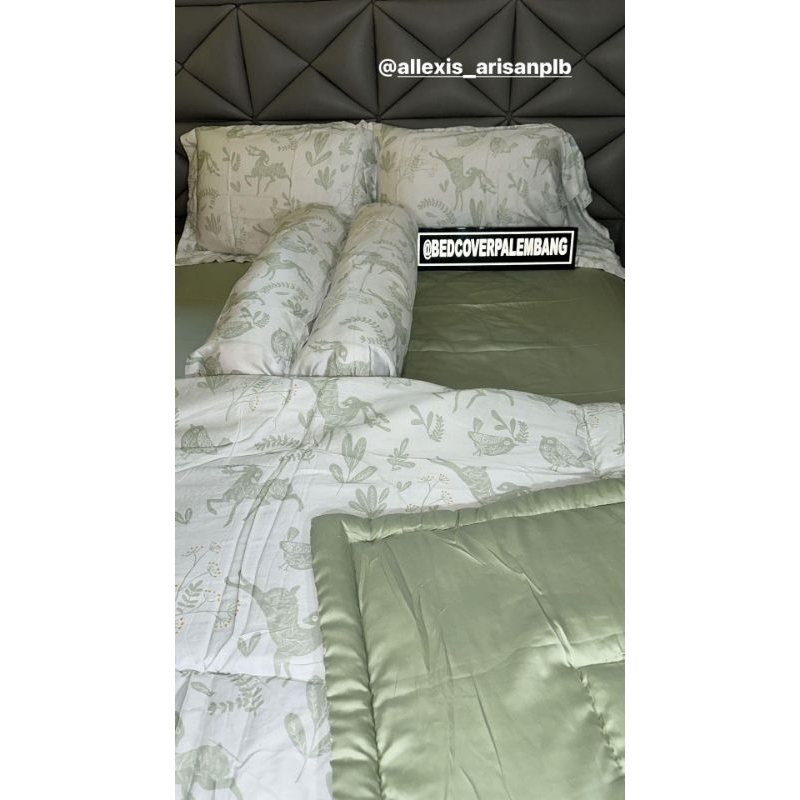 BEDCOVER MOTIF SUTRA TENCEL