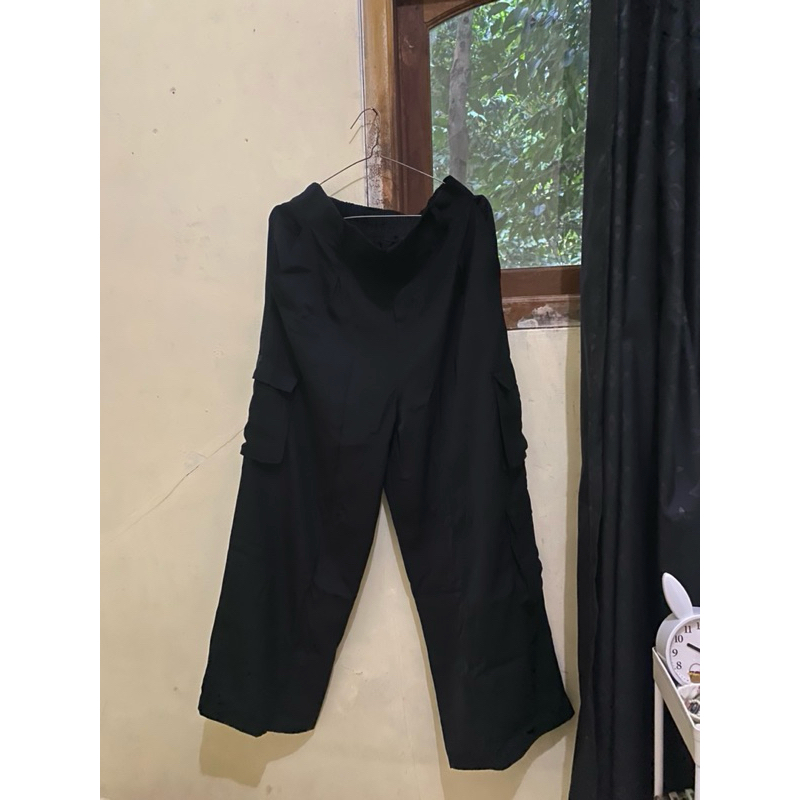 PRELOVED LOOSE PANTS SIVALI FACTORY