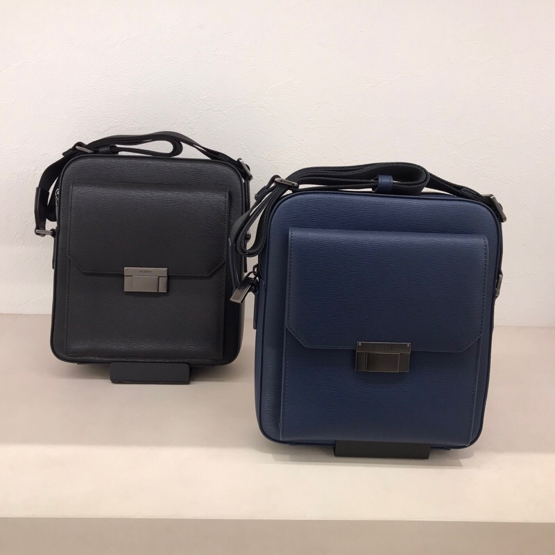 Tas Slingbag pria original Pedro