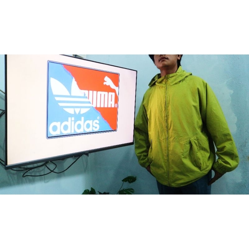 Jaket outdoor uniqlo