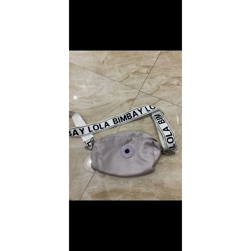 preloved tas selempang ungu