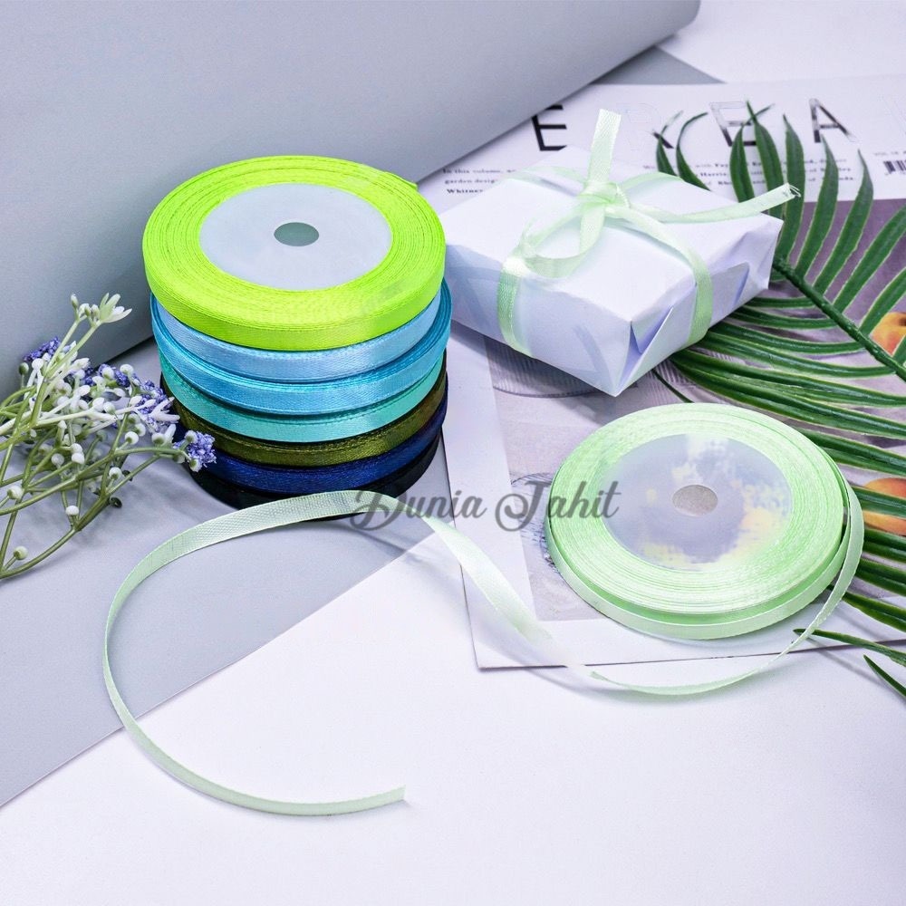 

PITA SATIN UKURAN 1/4 INCH (0,6 cm) 20 YARD