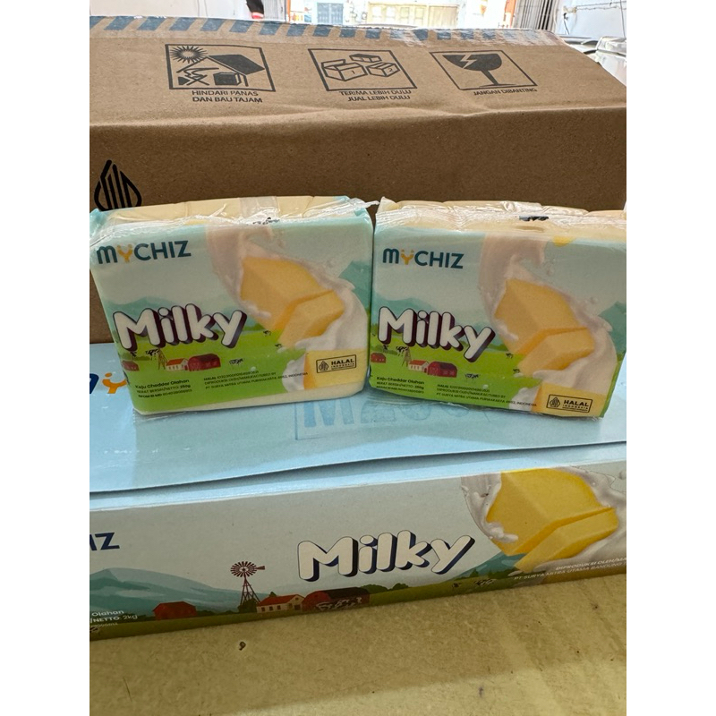 

Keju Cheddar MYCHIZ MILKY / My Chiz Keju Parut Milk 250gr