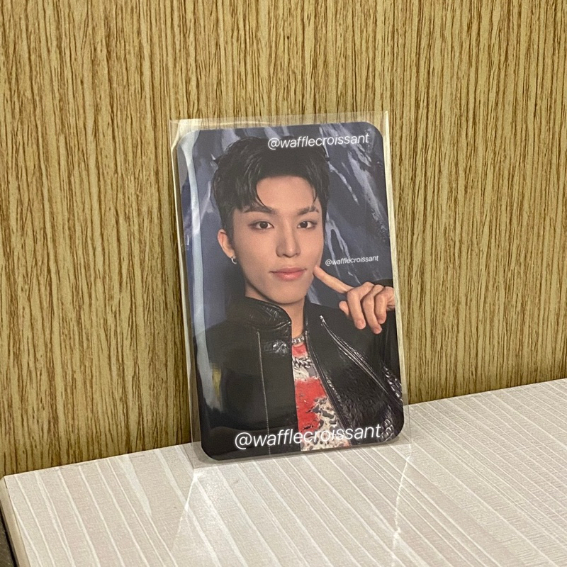 [NEW] JEONGWOO PC BC KINGKONG OFFICIAL BROADCAST MCOUNTDOWN TREASURE PHOTOCARD