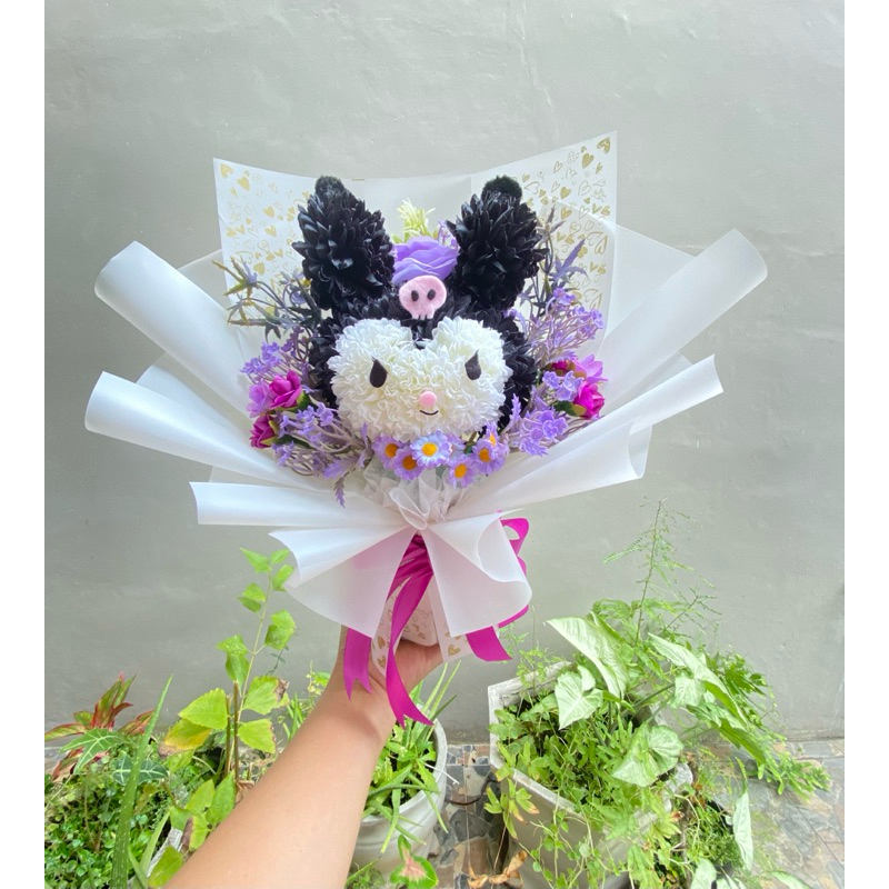 Hand Buket Sanrio Kuromi Bunga Artificial | Buket Wisuda Ulang Tahun Anak Pacar Snack Bunga Uang Kad