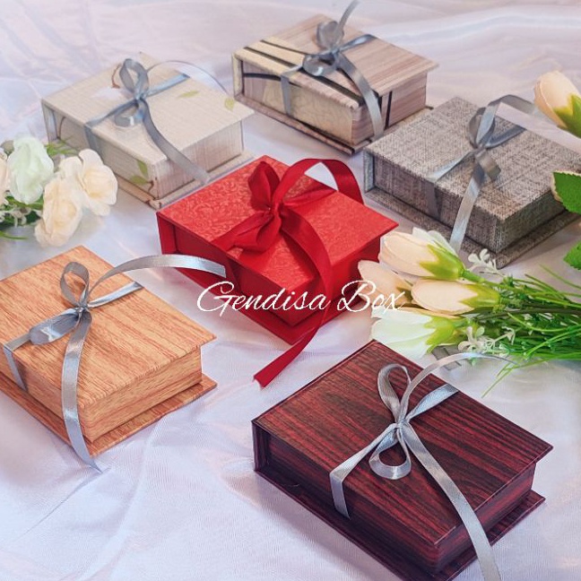 

HJ6 Kotak Hadiah Logam Mulia Antam Gift Box Exclusive Wedding Ultah Anniversary Imlek Valentine Lebaran Idul Fitri