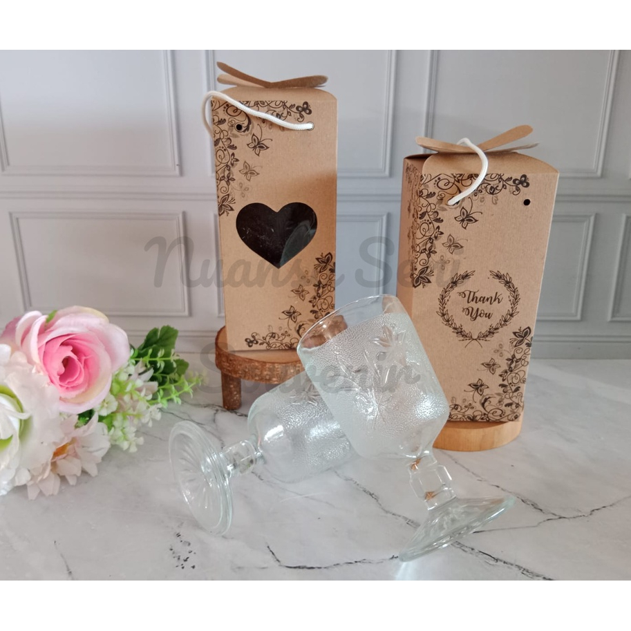Souvenir Pernikahan Gelas Minum Kaki Bunga Gelas Wine Kaca Motif Bunga Kemas Paper Box