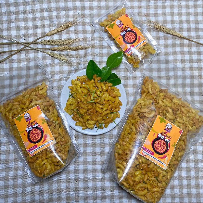 

MAK'ONI MAKARONI ORIGINAL DAUN JERUK | MAKARONI KRIUK | MAKARONI ASIN BAWANG DAUN JERUK