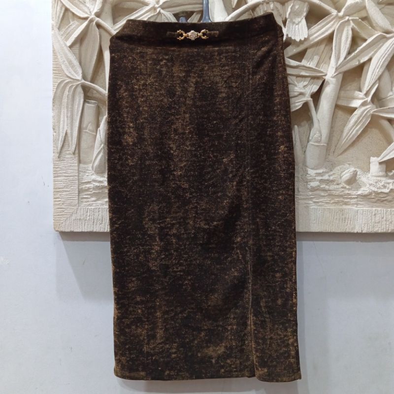 Rok / Rok Beludru / Rok Span Baldu Prelove