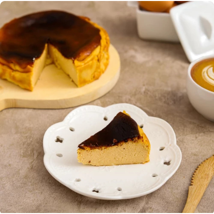 

Basque Burn Cheese Cake Gluten Free