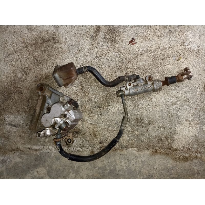 KALIPER SATRIA HIU, BEKAS COPOTAN ORIGINAL
