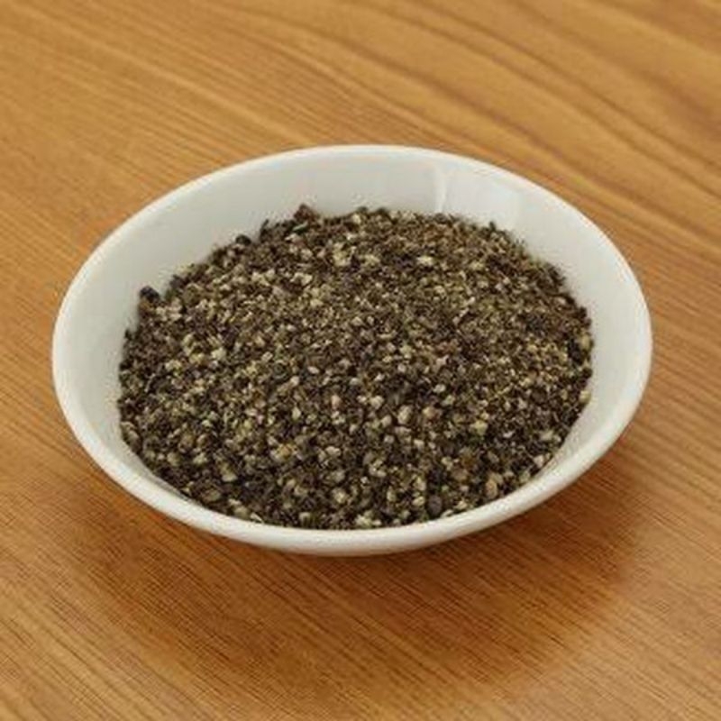 

Lada hitam pecah / black pepper crushed / lada hitam bubuk kasar