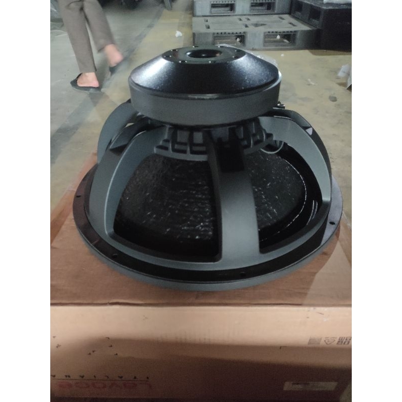 SPEAKER KOMPONEN RDW LAVOCE SAF184.04 18INCH
