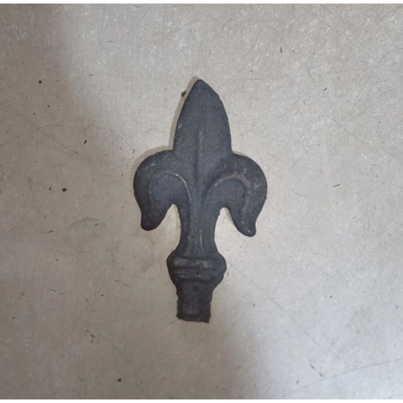 Ornamen Pagar Besi T Tulip Klasik