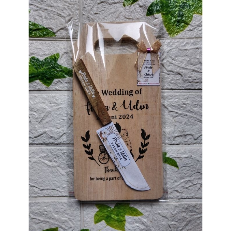 souvenir telenan tas set pisau