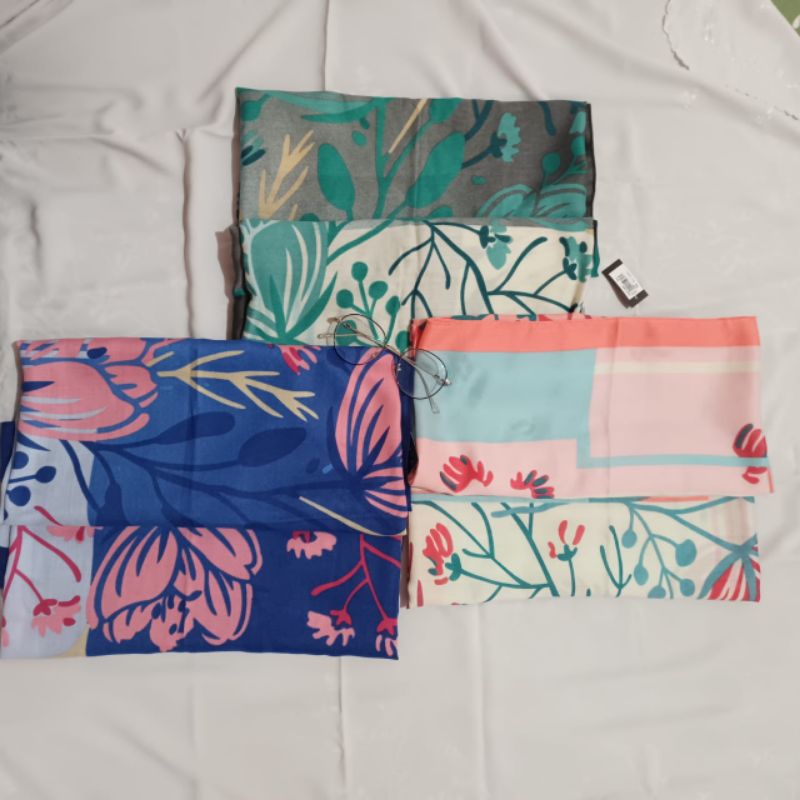 Sale Renatta Zoya Hijab