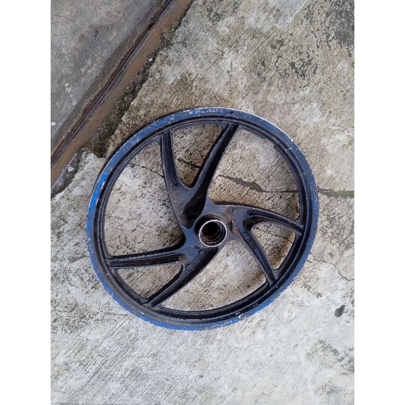 Velg depan Honda Revo lama original