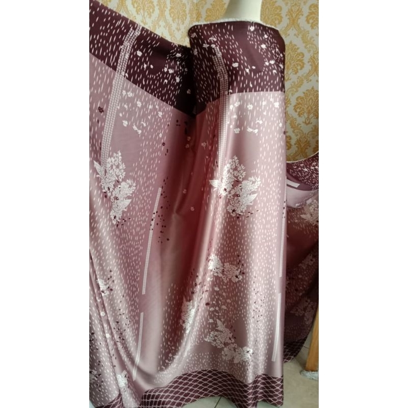 Kain Dior silk motif / cocok buat gamis , lembut bahan jatoh