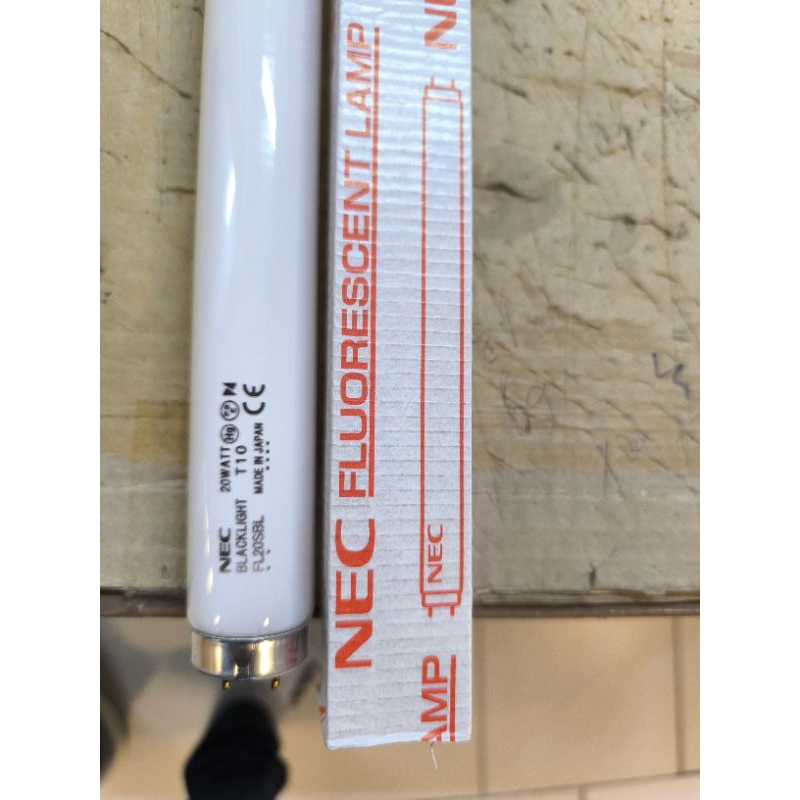 Lampu nyamuk/serangga NEC F20BL 20watt