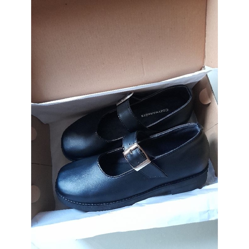 Preloved Pentofel / Mary Jane / Daeun Shoes by cozymarkets